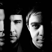 Everything Everything - List pictures