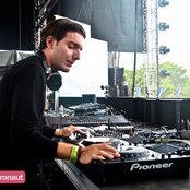 Alesso - List pictures