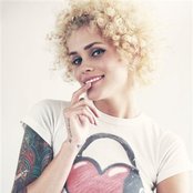 Megan Joy - List pictures