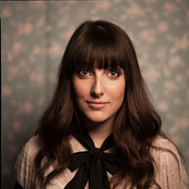 Clarice Falcão - List pictures