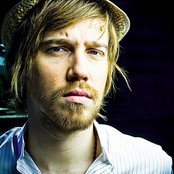 Julien Dore - List pictures