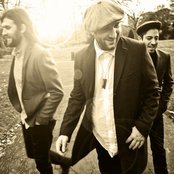 Pillowtalk - List pictures