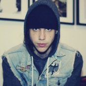 Ricky Hil - List pictures