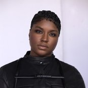 Ester Dean - List pictures