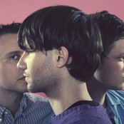 Violens - List pictures