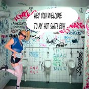 Nina Martine - List pictures