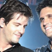 Victor E Leo - List pictures