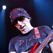 Joe Satriani - List pictures