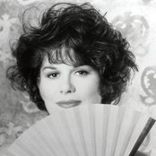K.t. Oslin - List pictures
