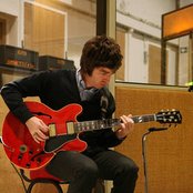 Noel Gallagher - List pictures