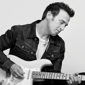 Colin James - List pictures
