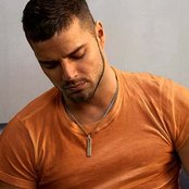 Ricky Martin - List pictures