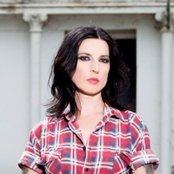 Adalita - List pictures