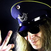 Julian Cope - List pictures