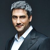 Taylor Hicks - List pictures