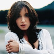 Courtney Jaye - List pictures