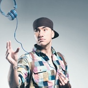 Joey Moe - List pictures