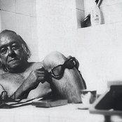 Vinícius De Moraes - List pictures