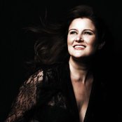 Paula Cole - List pictures