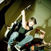 Comeback Kid - List pictures