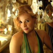 Nicki Parrott - List pictures