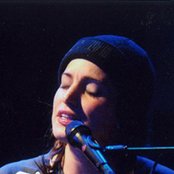 Chantal Kreviazuk - List pictures