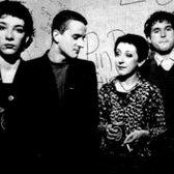 Au Pairs - List pictures