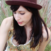 Lucy Schwartz - List pictures