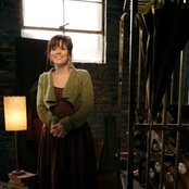 Sara Groves - List pictures