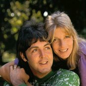 Paul & Linda Mccartney - List pictures