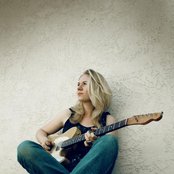 Joanne Shaw Taylor - List pictures