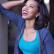 India Carney - List pictures