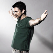 Juanes - List pictures