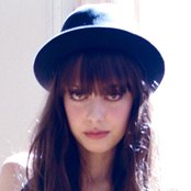 Diane Birch - List pictures
