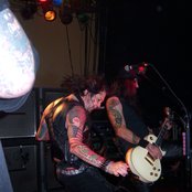 Saliva - List pictures