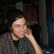 Bobby Long - List pictures