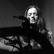 Meg Baird - List pictures