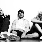 Bliss N Eso - List pictures