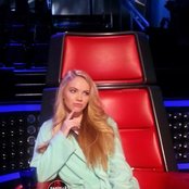 Danielle Bradbery - List pictures
