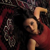 Juliet Lyons - List pictures