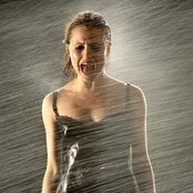 Amy Studt - List pictures