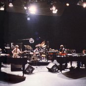 Toto - List pictures