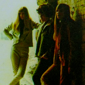 The Shangri-las - List pictures