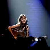 Mallu Magalhães - List pictures