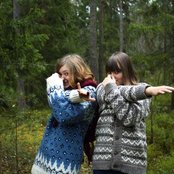 First Aid Kit - List pictures