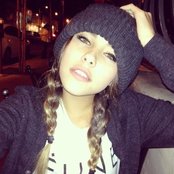 Madison Beer - List pictures