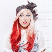 Bonnie Mckee - List pictures
