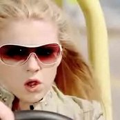 Lesley Roy - List pictures