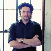 Matthew Perryman Jones - List pictures