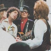 Traveling Wilburys - List pictures